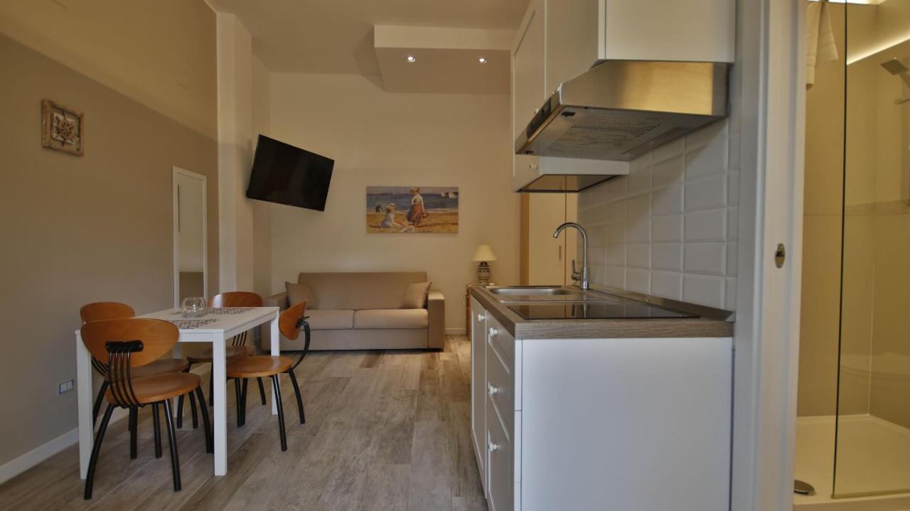 Casa Levante A 75 Mt Dalla Spiaggia Monopoli Exterior photo