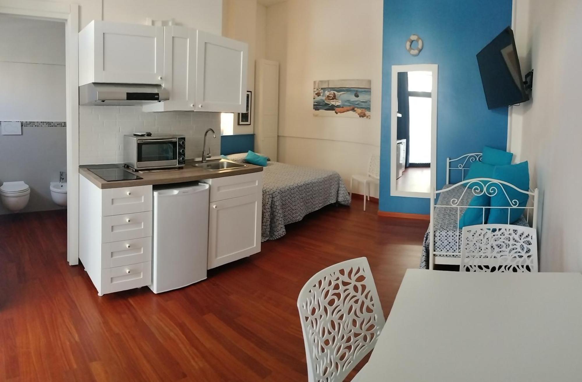 Casa Levante A 75 Mt Dalla Spiaggia Monopoli Exterior photo